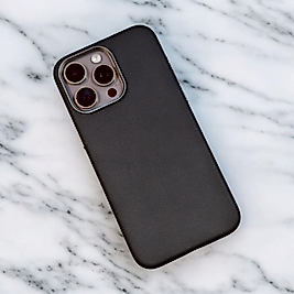 iPhone 15 Pro Spada Pelle Serisi Magsafe Uyumlu Kılıf - Black