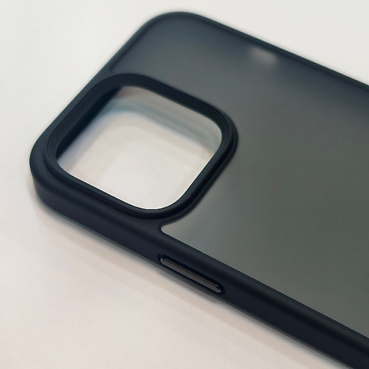 iPhone 13 Pro Spada Panzer Serisi Kılıf - Siyah