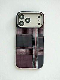 iPhone 17 Pro Max Uyumlu Magsafe Şarj Özellikli Karbon Desenli Kılıf - Kilim