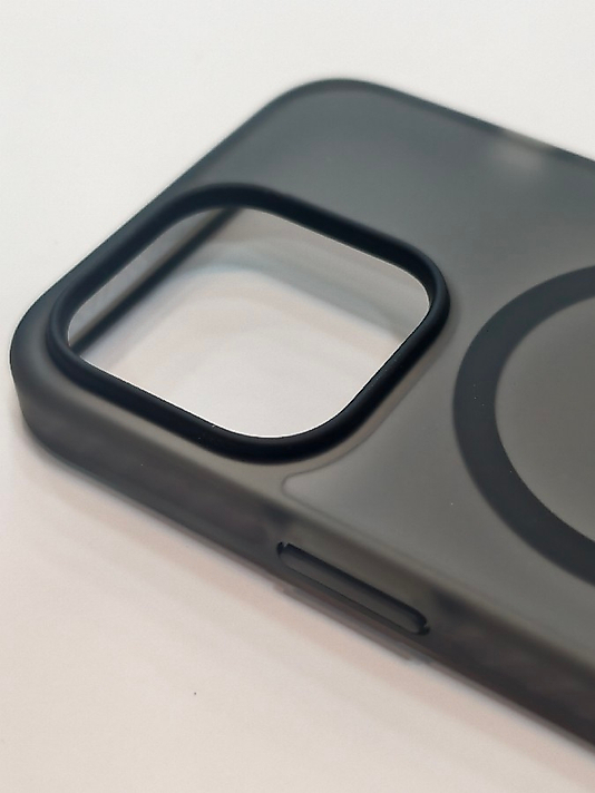 iPhone 13 Pro Spada Armor Serisi MagSafe Uyumlu Kılıf - Siyah